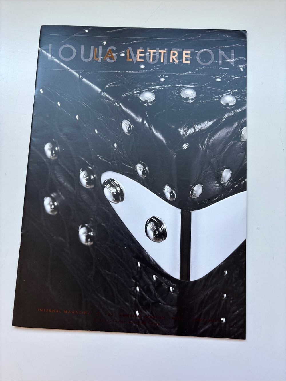 Louis Vuitton "Lettre" internal magazine (April/June 2011 )